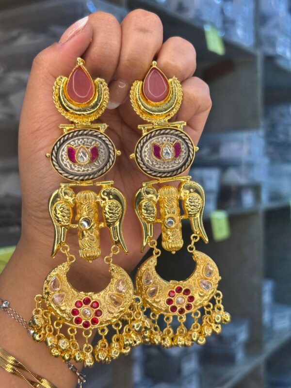 Earings